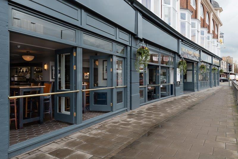 Pilgrims Progress Wetherspoon Bedford Exterior photo